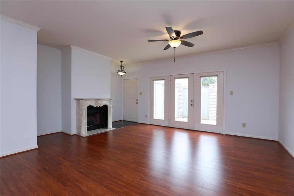 Primary Photo - 298 Wilcrest Dr