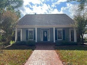 Building Photo - 428 Tealwood Dr