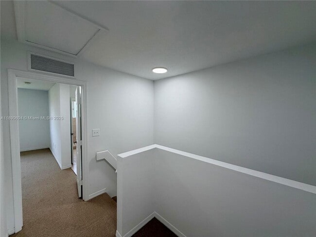 Foto del edificio - 20421 NW 15th Ave