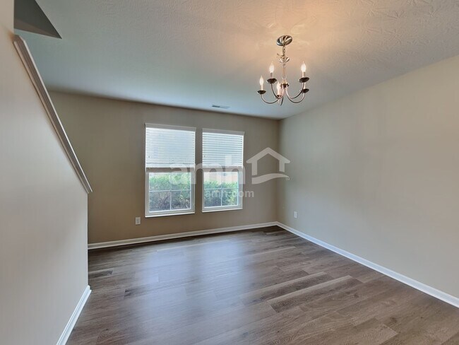 Building Photo - 9694 Ridge Xing
