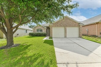 Building Photo - 13831 Hillingdale Ln