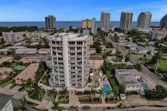 Building Photo - 612 Bayshore Dr