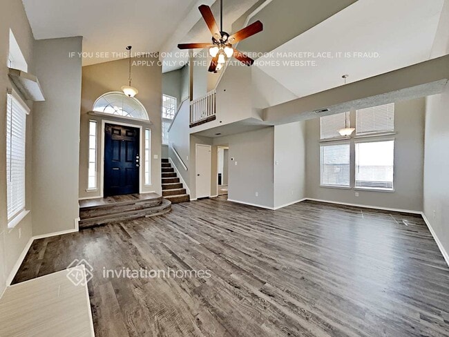 Foto del edificio - 9218 Oak Hollow Dr