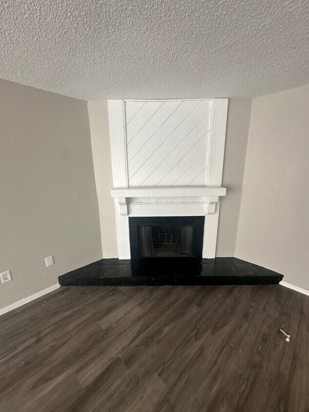 9696 Walnut St Unit 303, Dallas, TX 75243 Room for Rent in Dallas, TX