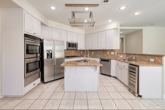Building Photo - 2 Story Summerlin Home with Refreshing Poo...