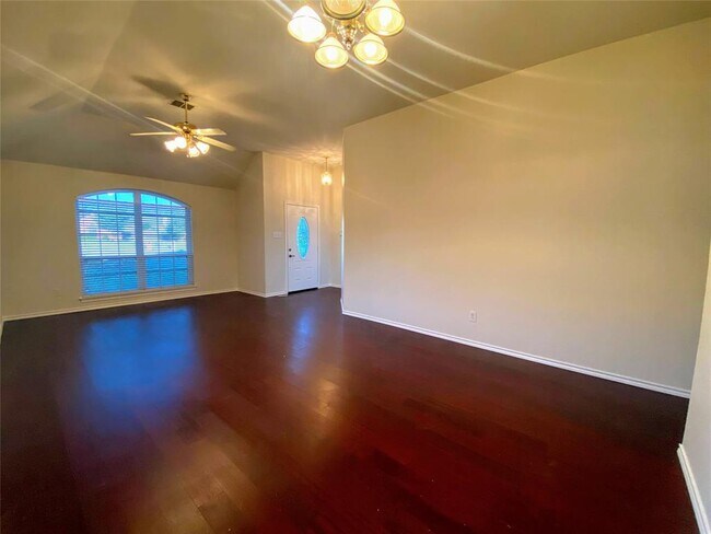 Building Photo - 1003 Sipapu Ct