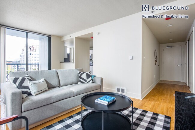 Foto del edificio - 1200 Western Ave Ave