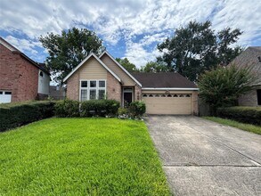 Building Photo - 1511 Ridgebriar Dr