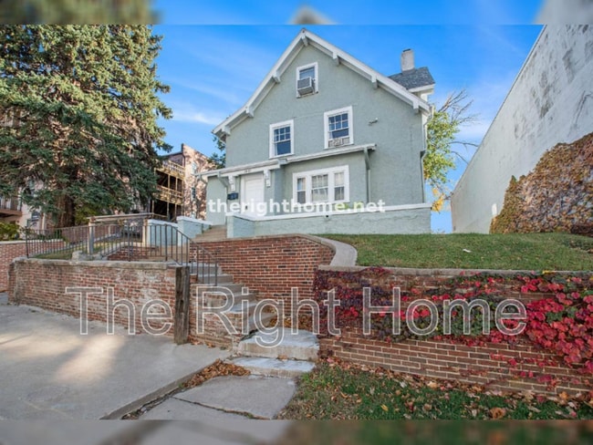 Photo - 3021 Harney St Apartment