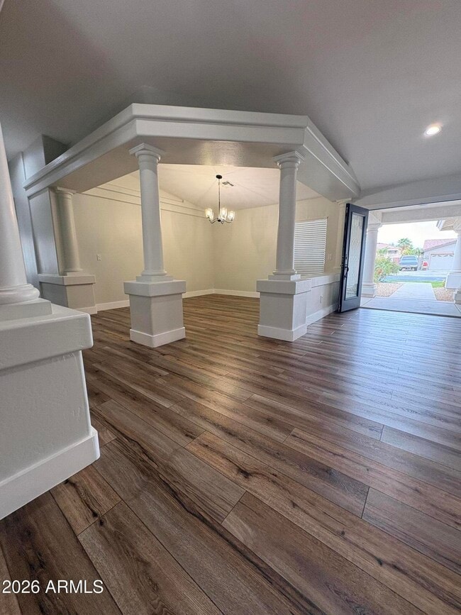 Building Photo - 13528 W Windsor Blvd