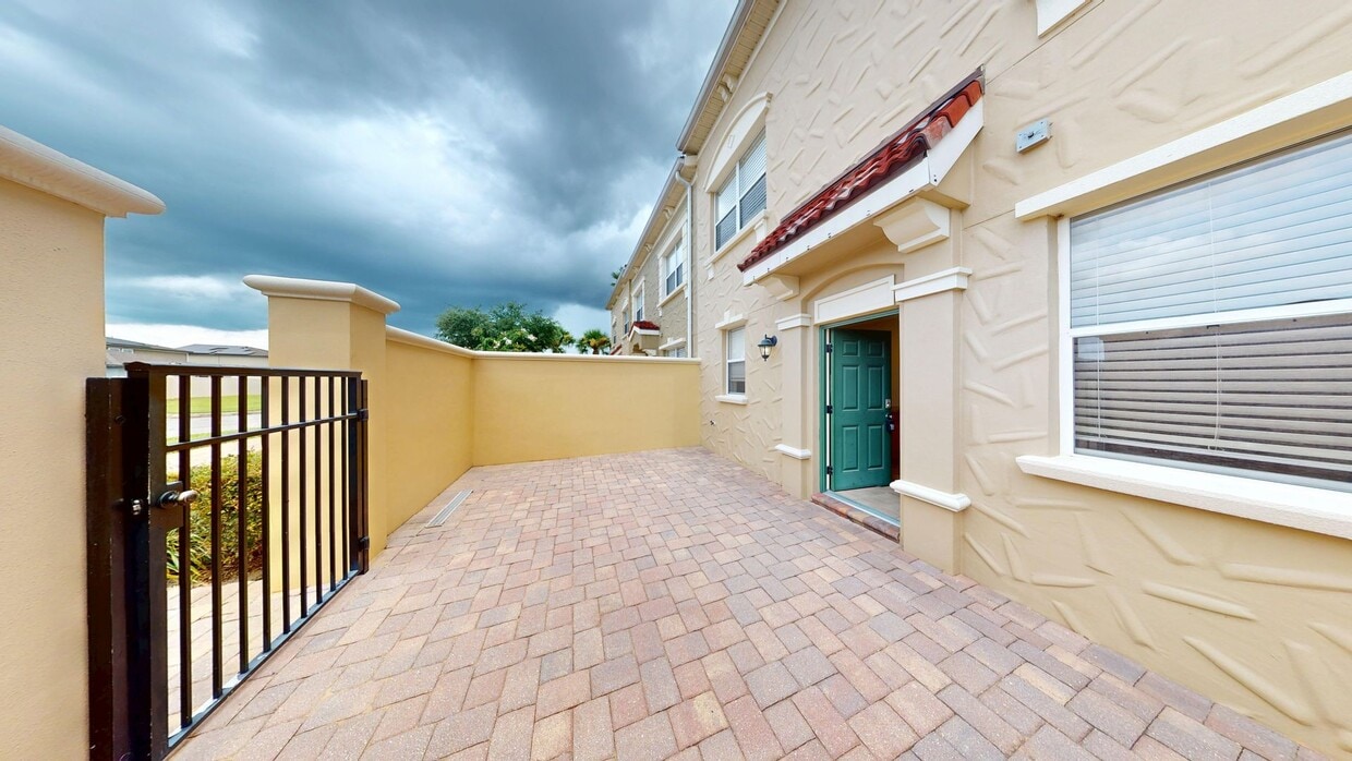4/3.5 TOWNHOME VILLA in Waterstone-Davenport - 4/3.5 TOWNHOME VILLA in Waterstone-Davenpo...