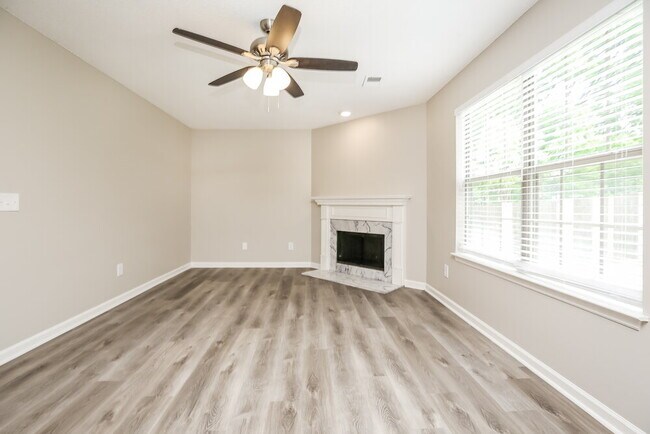 Foto del edificio - 309 Cedar Park Cir