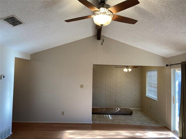 Building Photo - 6300 Brookside Dr