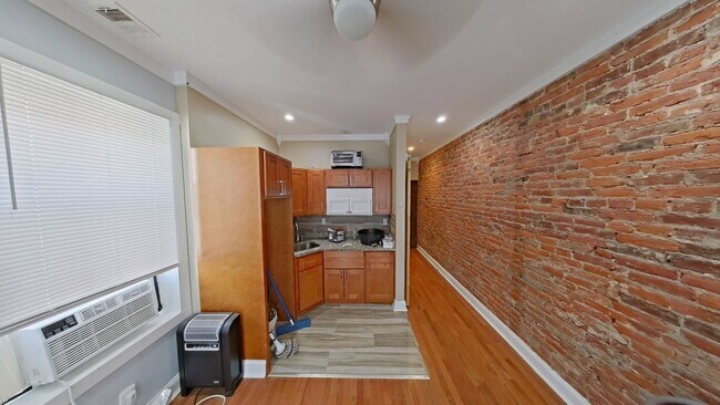 Foto del edificio - 122 N 53rd St