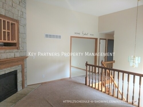 Foto del edificio - 501 Kindred Dr