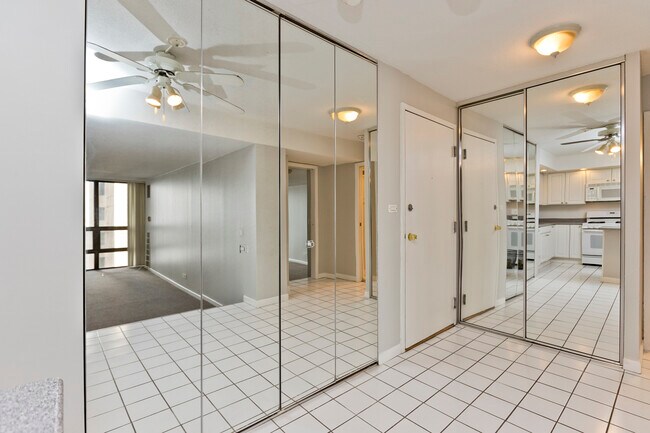 Foto del edificio - 230 E Ontario St