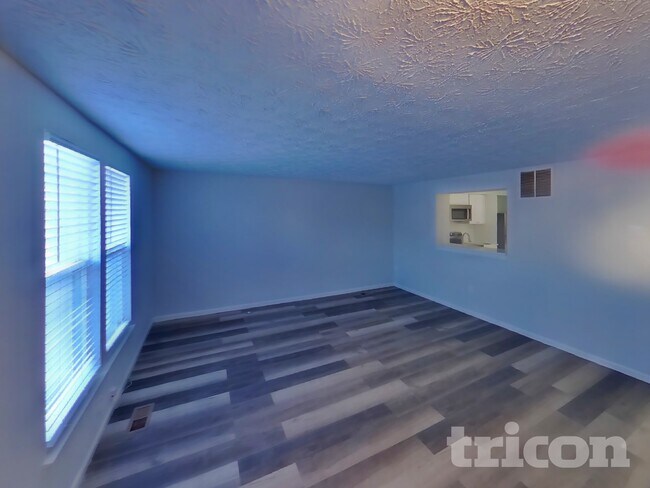 Foto del edificio - 35 Greenleaf Rd