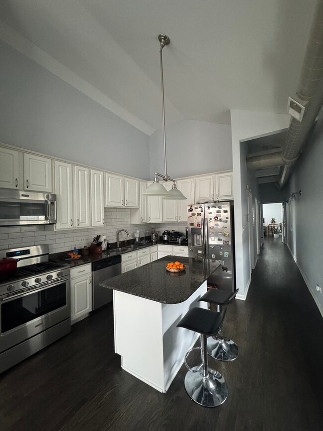 Foto del edificio - 2315 W Harrison St