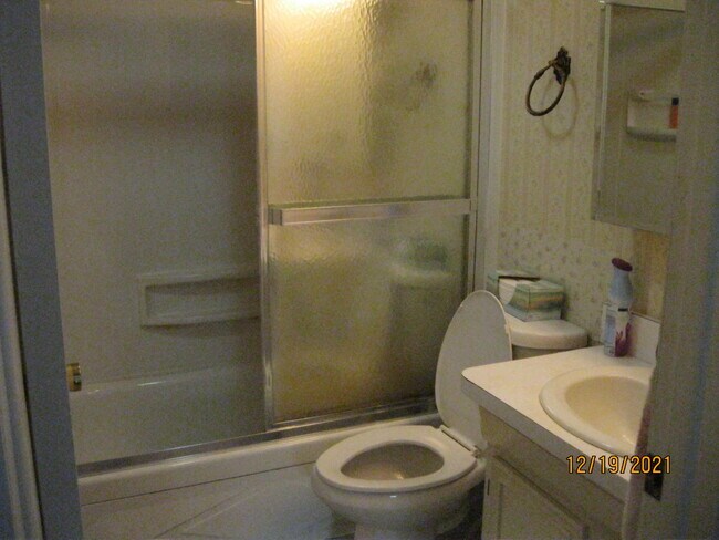 Building Photo - 135 Kimberly Dr