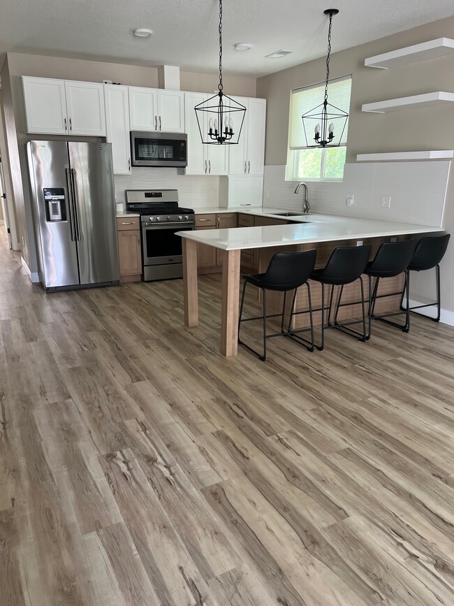 Living Room & Kitchen from Front Door - 1116 Traul Ave