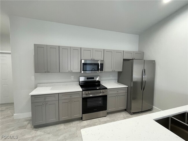 Foto del edificio - 1108 Andalusia Blvd