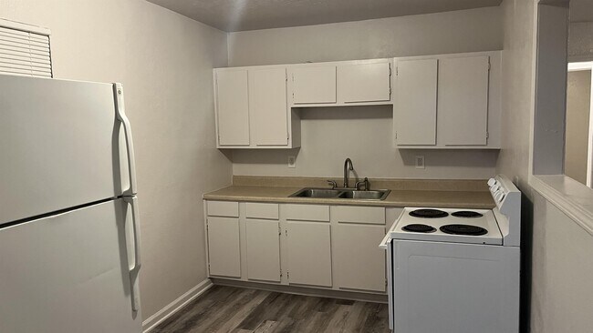Foto del edificio - 4209 SE 44th St