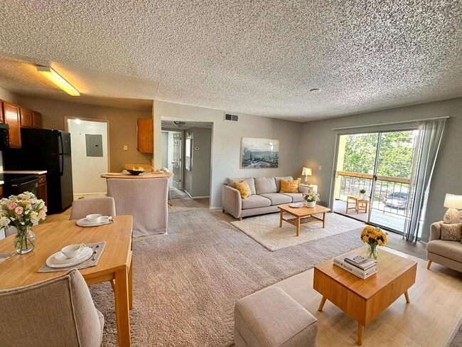 Building Photo - **For Sale** Images Circle Unit 207