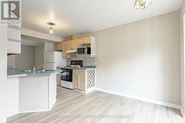 Photo du bâtiment - 50 Chapman Ct