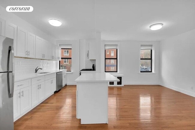 Foto del edificio - 1494 Ocean Ave