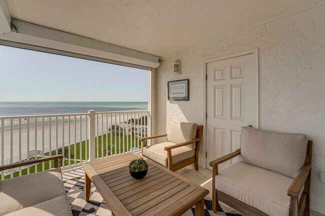 Foto del edificio - 17980 Gulf Blvd