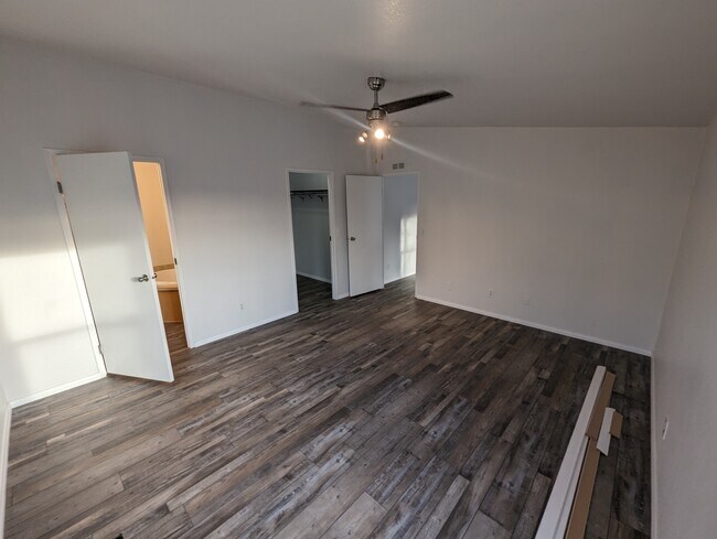 Foto del edificio - 41524 154th St E