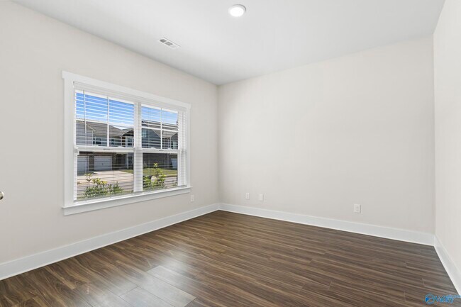 Building Photo - 145 Chesire Cv Ln