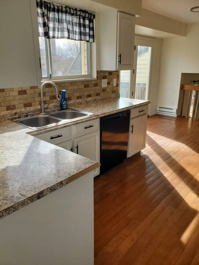 Foto del edificio - 2216 S Eagle Ct