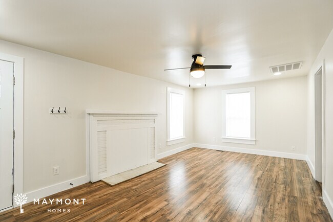 Foto del edificio - Three-Bedroom Home in Rock Hill