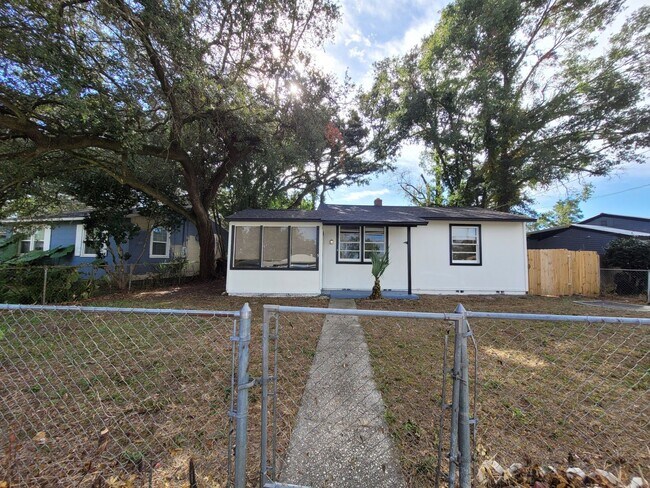 Foto del edificio - 5 Elegans Ave Pensacola, FL 32507 Ask us h...