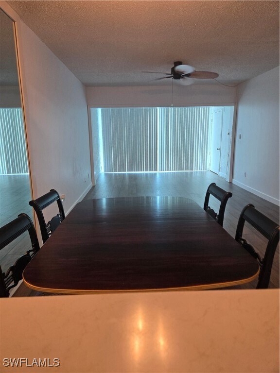 Foto del edificio - 1580 Pine Valley Dr