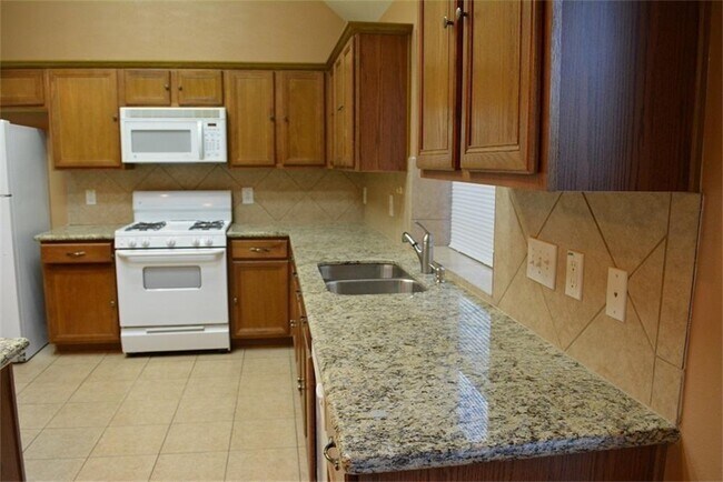 Building Photo - 2615 Sable Ridge Ln