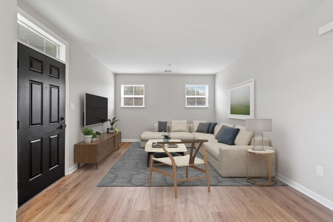 Building Photo - The Reserve at Glenville