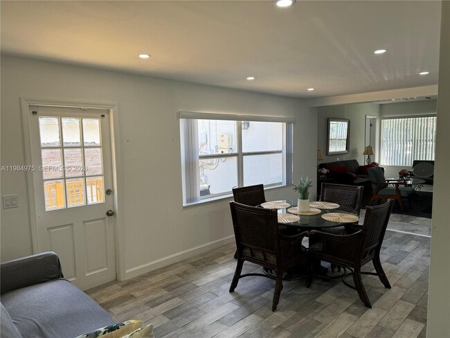 Building Photo - 2247 Jackson St