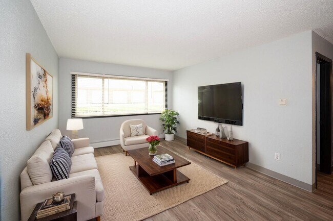 Foto del edificio - Meadow Park Apartments