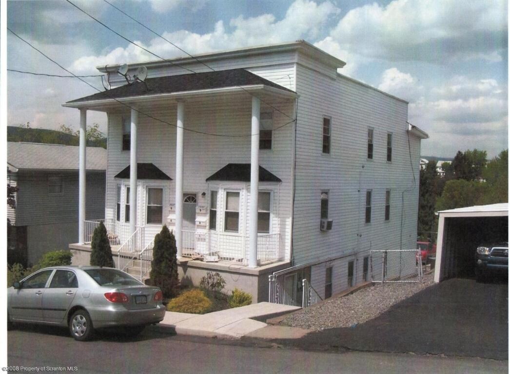 Primary Photo - 1320-1322 W Locust St