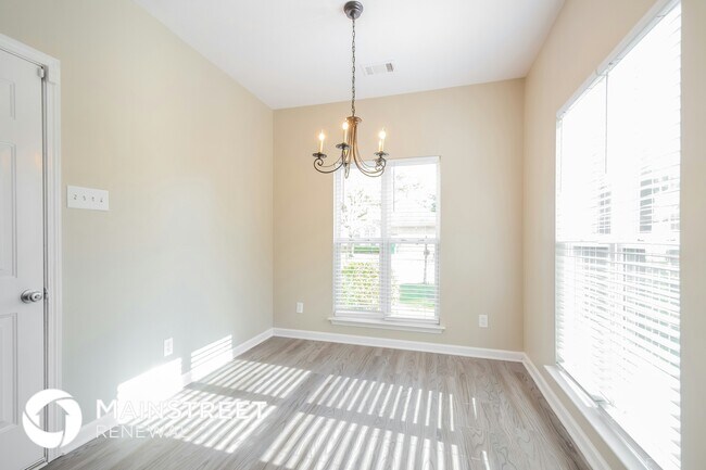 Foto del edificio - 12958 Woodland Park Cir