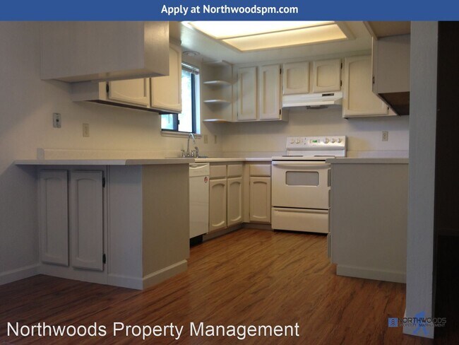 Building Photo - 3 br, 2 bath House - 2315 Temple