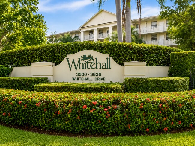 Foto del edificio - 3636 Whitehall Dr