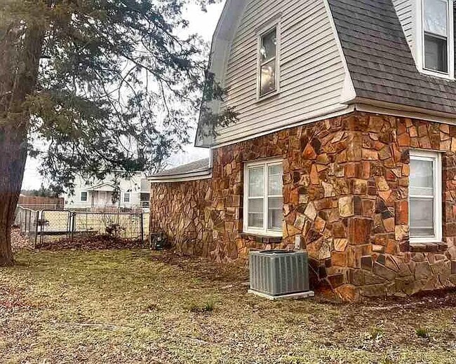 Foto del edificio - 521 S Cleveland Ave