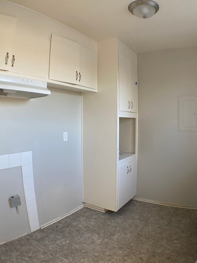 Foto del edificio - 14823 Gilmore St