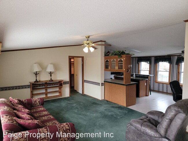 Building Photo - 3 br, 2 bath House - 70 CR 385