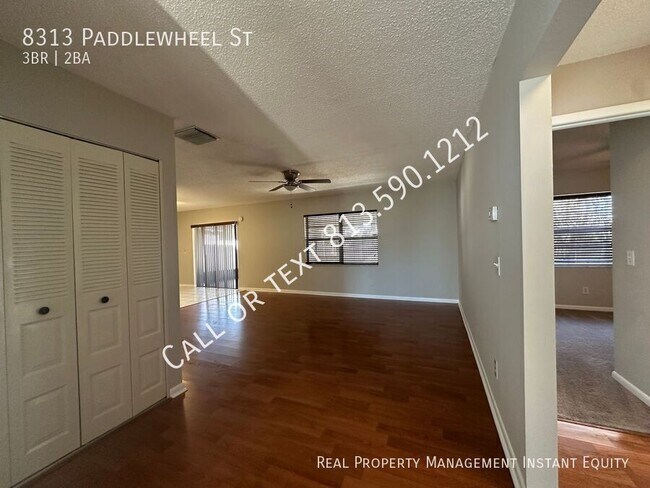 Foto del edificio - 8313 Paddlewheel St