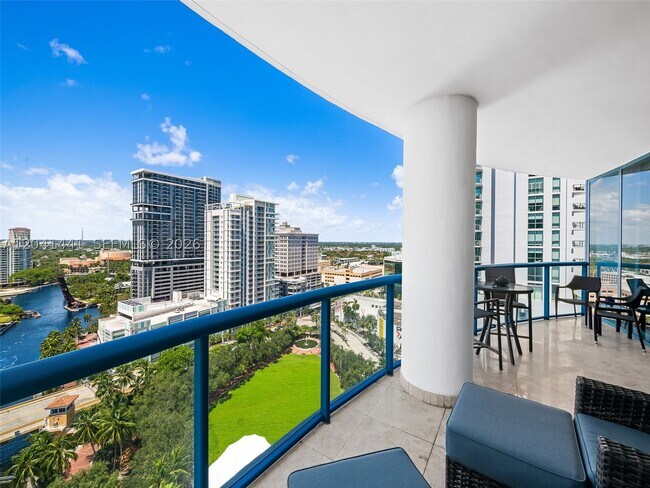 Building Photo - 333 Las Olas Way