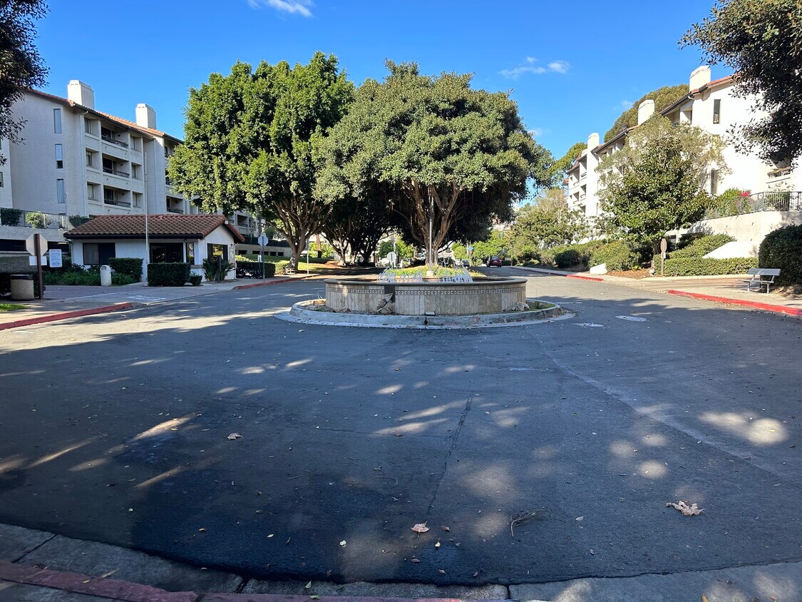Primary Photo - 5605 Friars Rd